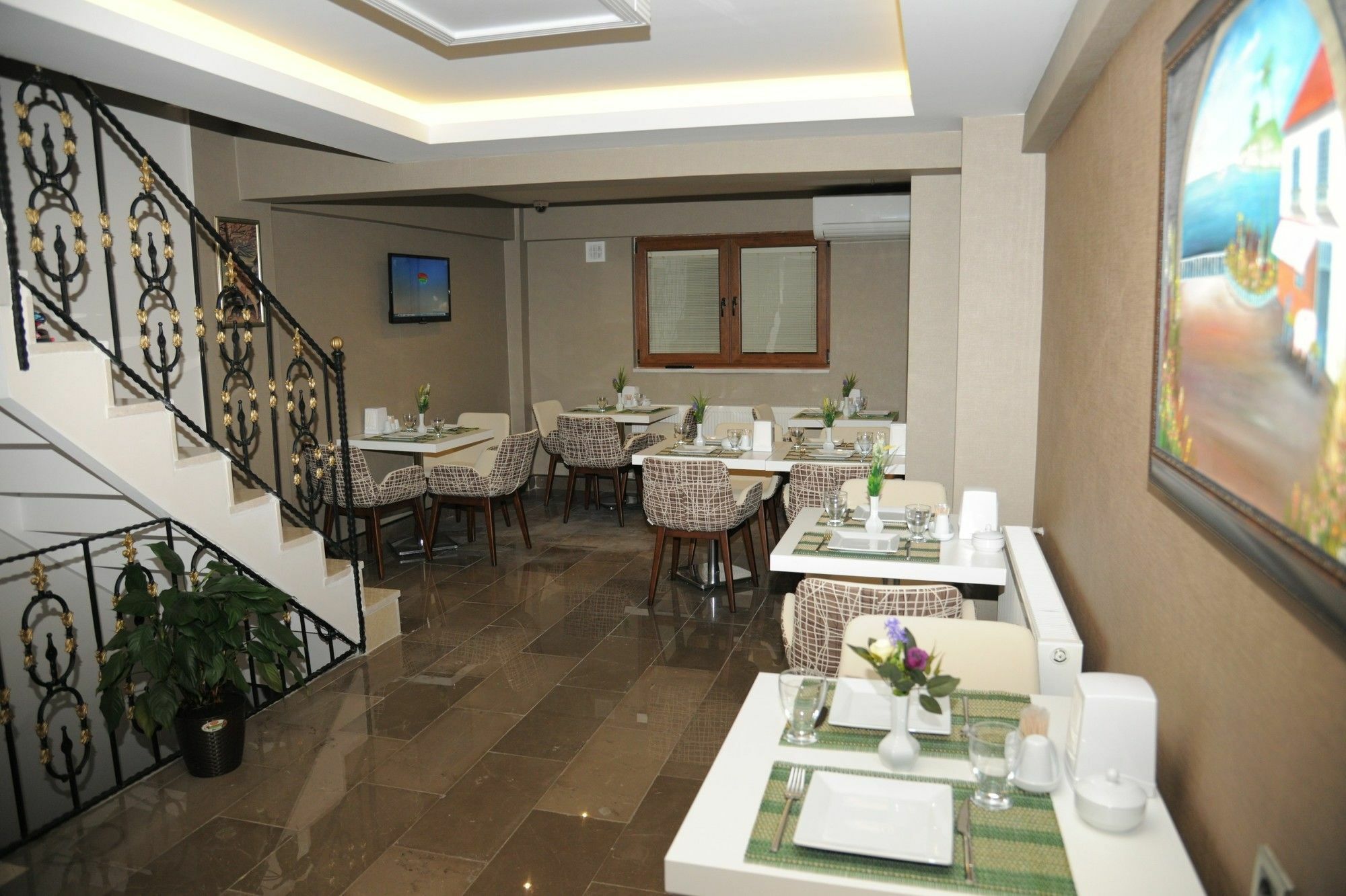 Rooms Inn Taxim Стамбул Экстерьер фото